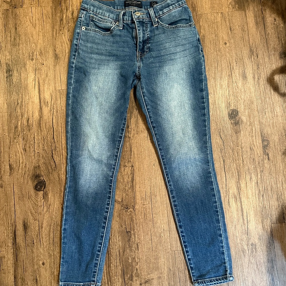 Lucky Brand Women's Mid Rise Skinny Jean